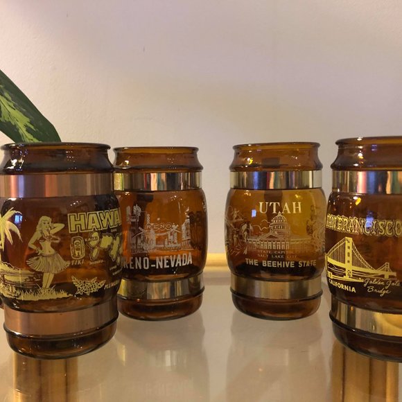 Vintage Glass souvenir mugs - Picture 2 of 8